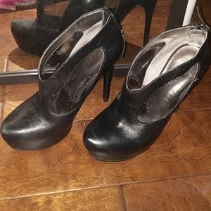 Guess ankle booties